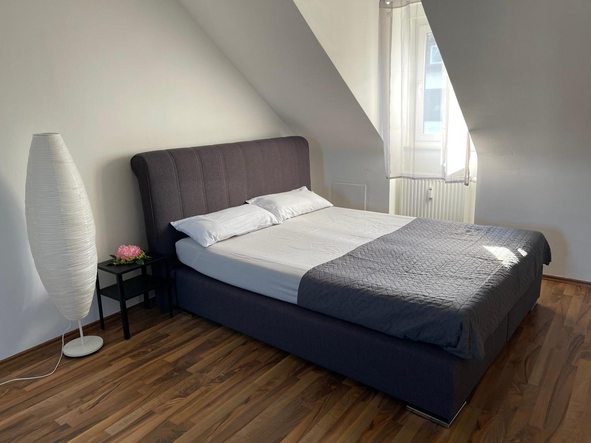 Geraeumige 3-Zimmer-Ferienwohnung Im Herzen Von Kassel Zewnętrze zdjęcie