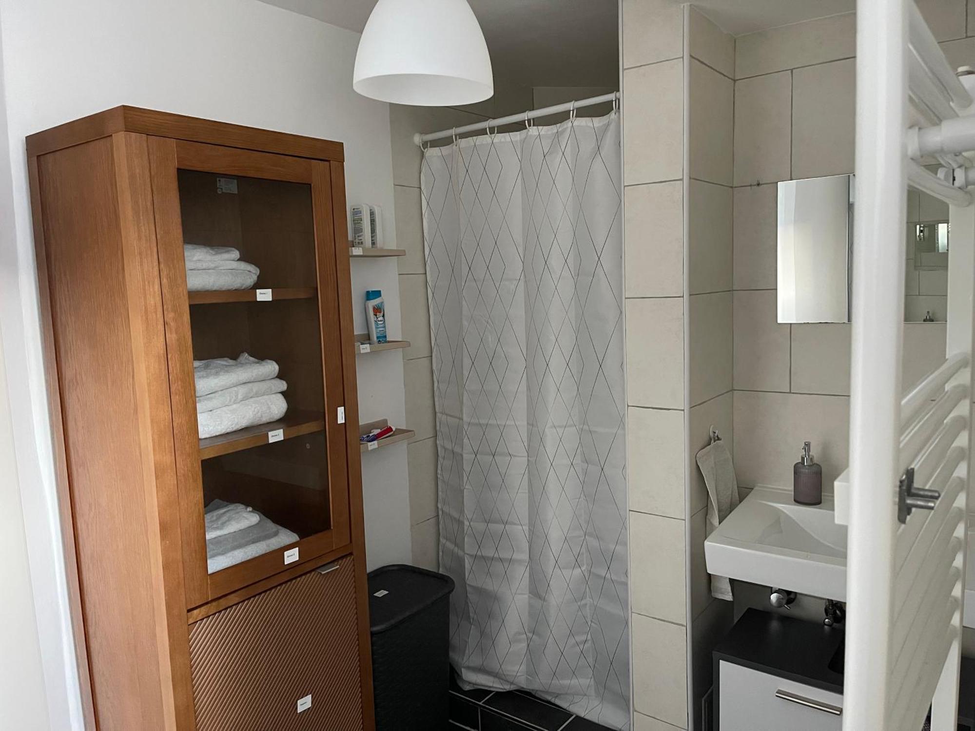 Geraeumige 3-Zimmer-Ferienwohnung Im Herzen Von Kassel Zewnętrze zdjęcie