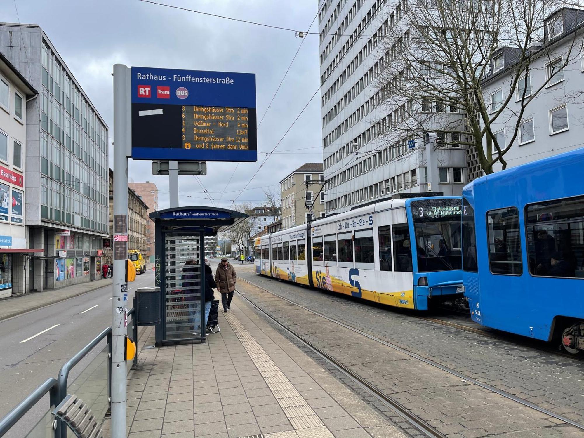 Geraeumige 3-Zimmer-Ferienwohnung Im Herzen Von Kassel Zewnętrze zdjęcie