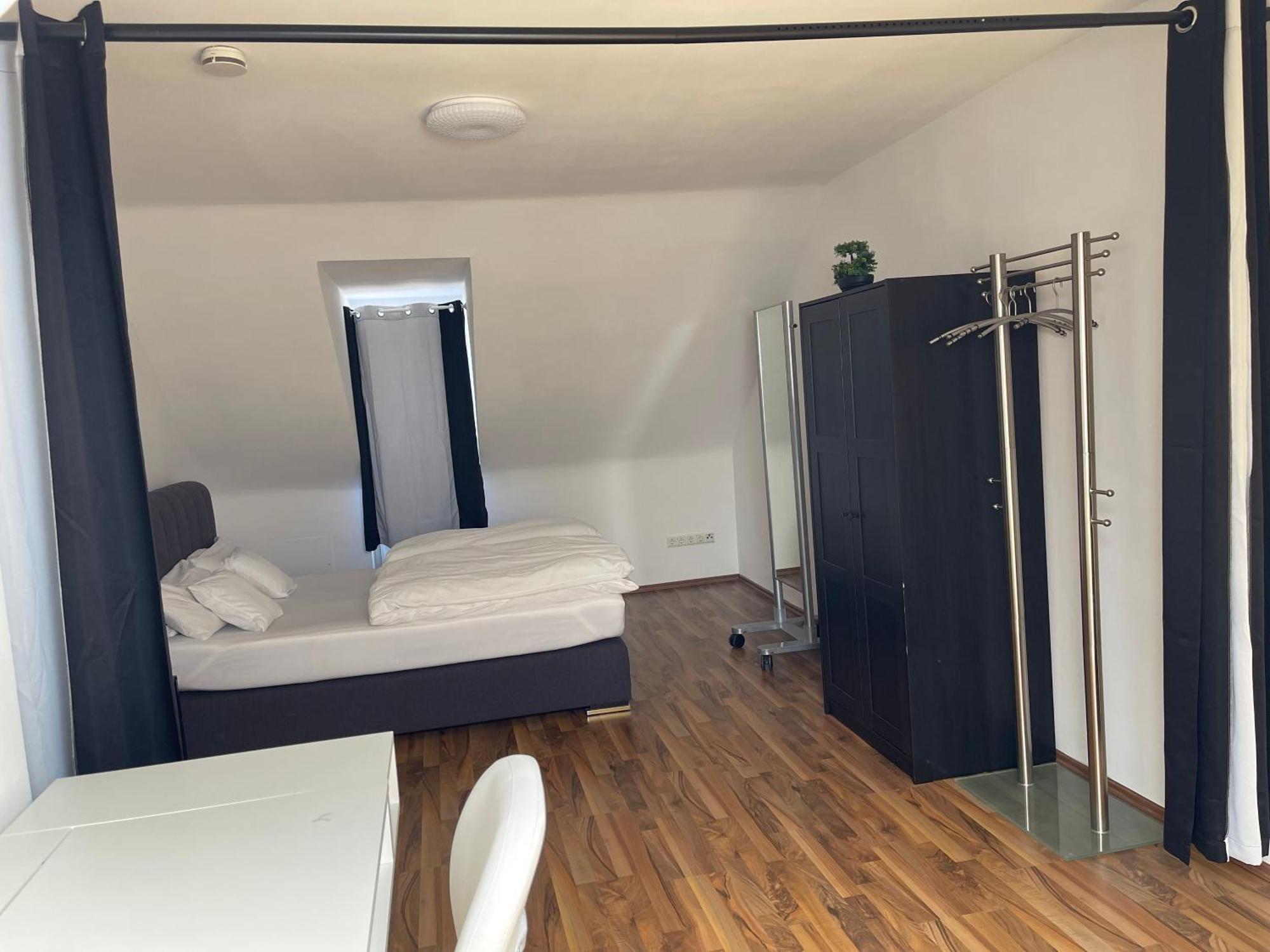 Geraeumige 3-Zimmer-Ferienwohnung Im Herzen Von Kassel Zewnętrze zdjęcie