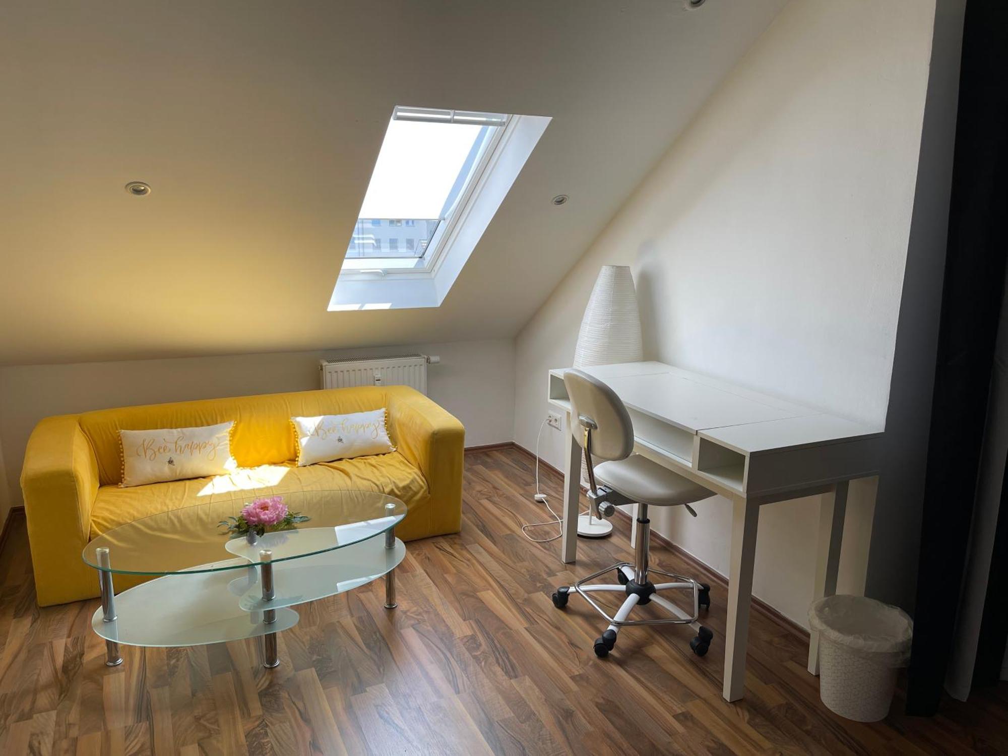 Geraeumige 3-Zimmer-Ferienwohnung Im Herzen Von Kassel Zewnętrze zdjęcie