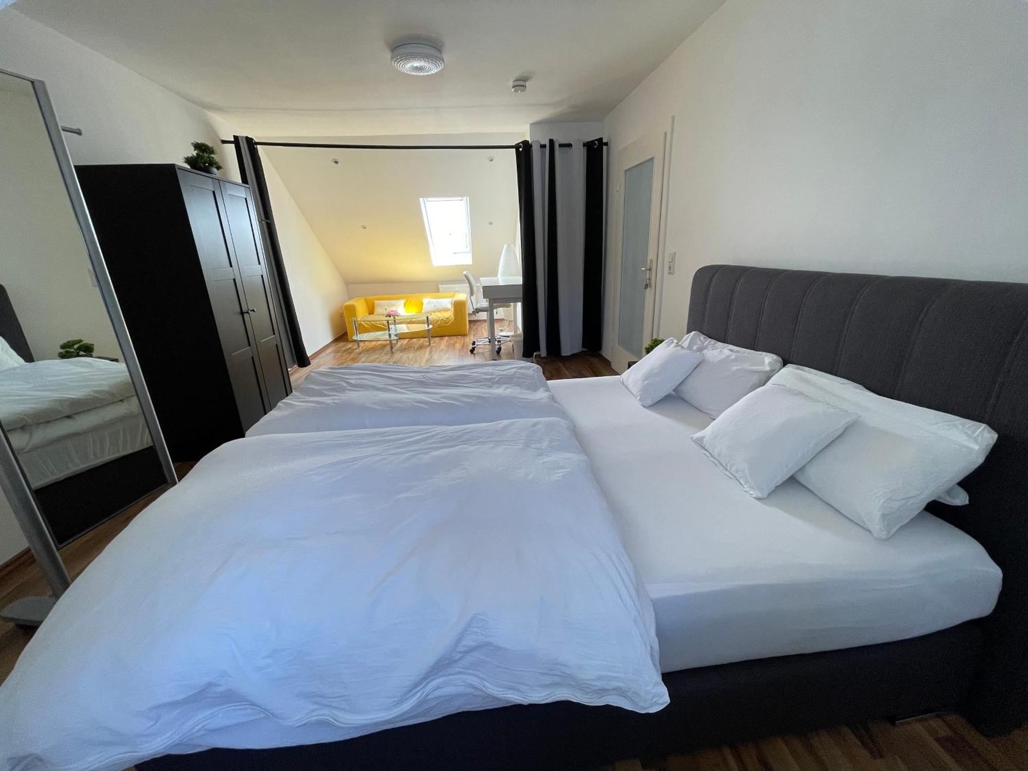 Geraeumige 3-Zimmer-Ferienwohnung Im Herzen Von Kassel Zewnętrze zdjęcie