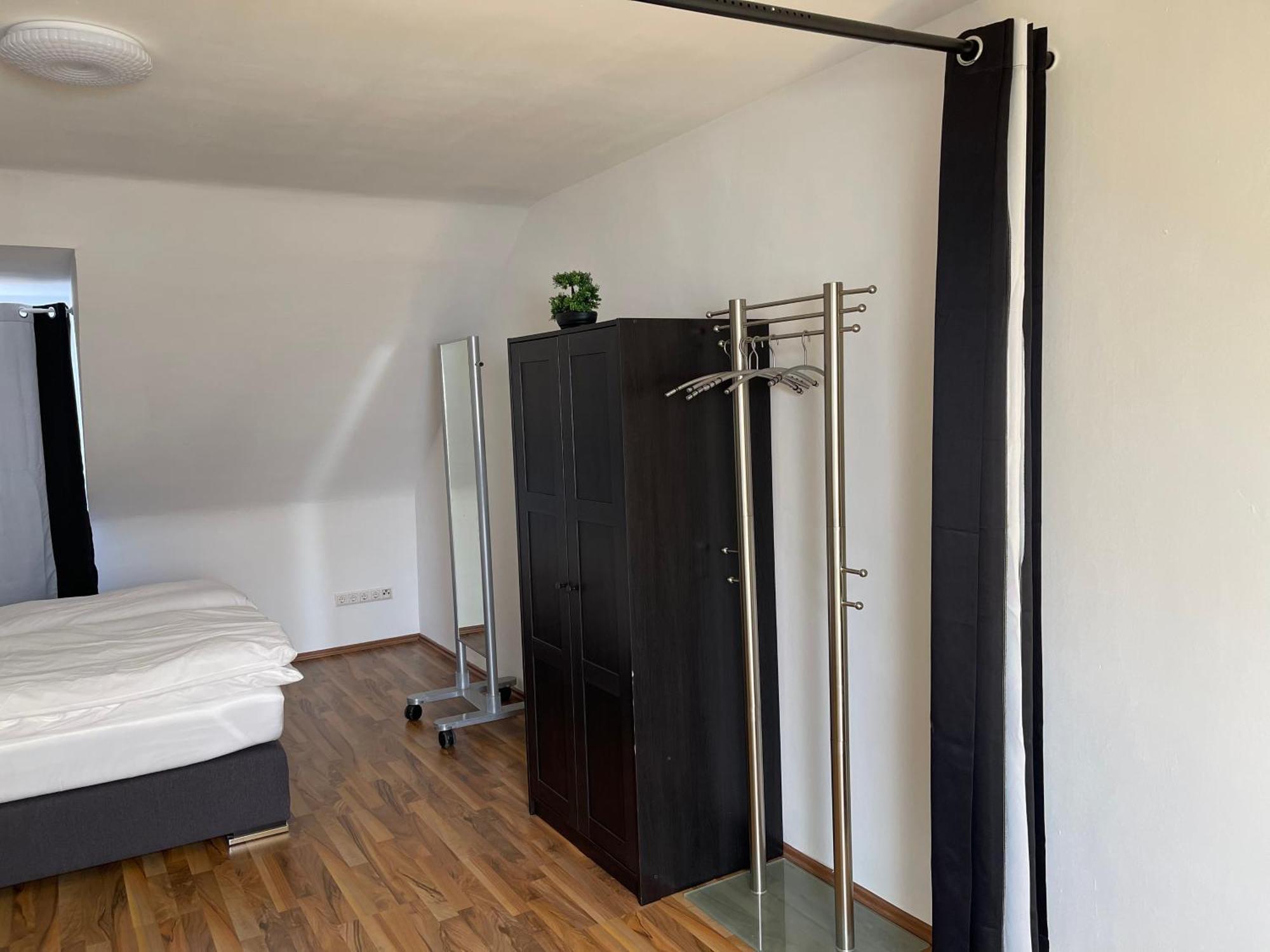 Geraeumige 3-Zimmer-Ferienwohnung Im Herzen Von Kassel Zewnętrze zdjęcie