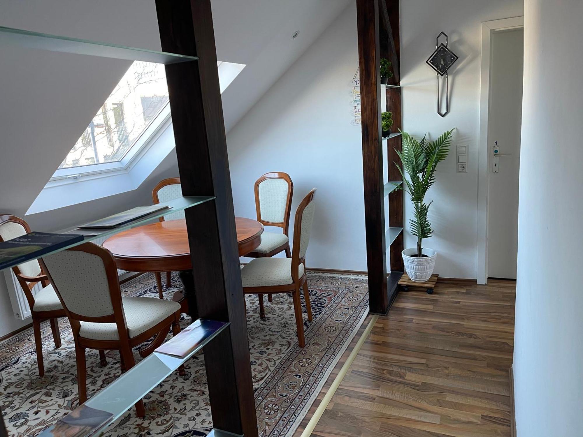 Geraeumige 3-Zimmer-Ferienwohnung Im Herzen Von Kassel Zewnętrze zdjęcie